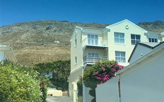 1 Bedroom Apartment in Simons Town
