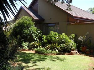 3 Bed House in Rhodesfield