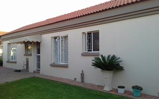 2 Bedroom Townhouse in Klerksdorp