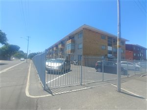 1 Bed Apartment in Goodwood