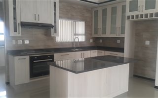 4 Bedroom House in Country Club