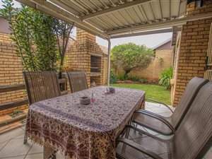 2 Bed Townhouse in Eldoraigne