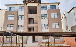 3 Bedroom Apartment in Willowbrook