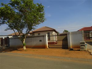 3 Bed House in Goudrand