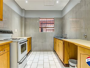 2 Bed Apartment in Nimrod Park