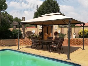 4 Bed House in Heidelberg AH