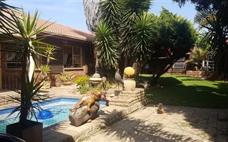 4 Bedroom House in Petersfield