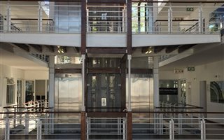 70 m² Commercial space in Mouille Point
