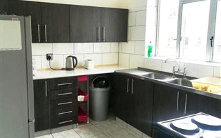 2 Bedroom Apartment in Humewood