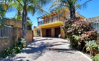 3 Bedroom House in Amandelsig