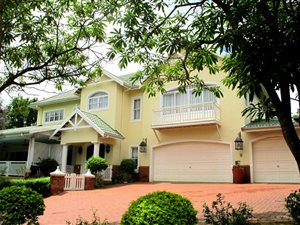 5 Bed House in Mt Edgecombe Estate 1 & 2