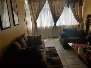 1.5 Bed Townhouse in Arcadia