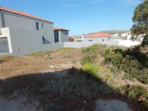 388 m² Land available in Calypso Beach