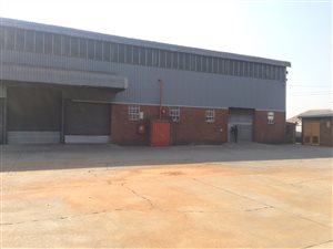 2565 m² Industrial space in Isando