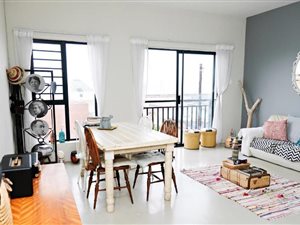 2 Bed Apartment in Richmond Hill