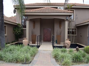 3 Bed House in Leeuwfontein