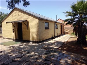 3 Bed House in Alra Park