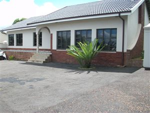 4 Bed House in Bisley