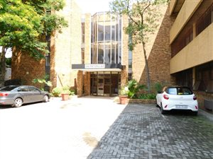 338 m² Office Space in Randburg Central