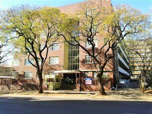 1.5 Bed Apartment in Pretoria Central
