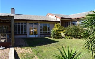 5 Bedroom House in Fairy Glen