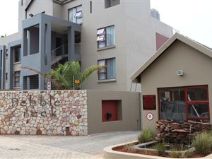 3 Bed Townhouse in Noordheuwel