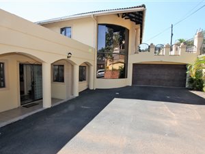 4 Bed House in Sunningdale