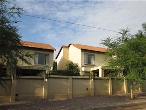 2 Bed Townhouse in La Montagne