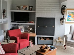 3 Bed Apartment in Stilbaai