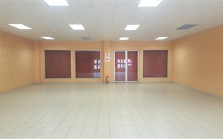 150 m² Industrial space in Alton