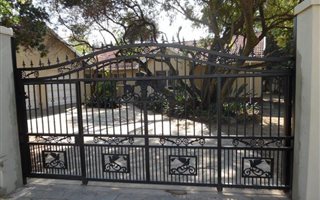 3 Bedroom House in Ferndale