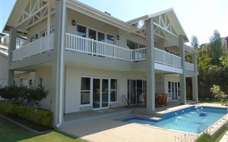 5 Bedroom House in Helderfontein Estate