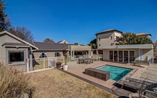 4 Bedroom House in Constantia Kloof
