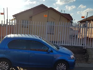 3 Bed House in Roodekop