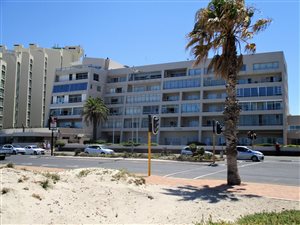 3 Bedroom Apartment in Strand Central
