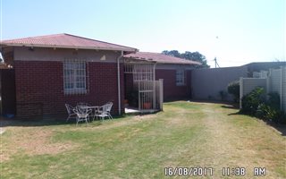 3 Bedroom House in South Hills