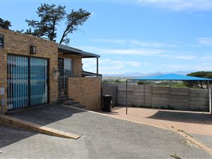 3 Bed House in Brackenfell Central