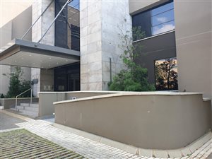 479 m² Commercial space in Menlo Park