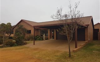 2 Bedroom House in Kleinfontein