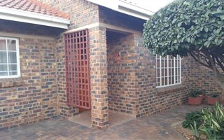 2 Bedroom Townhouse in Arcon Park