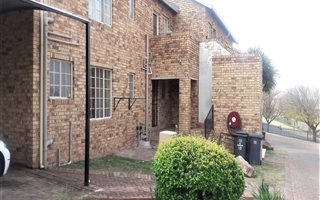 3 Bedroom Townhouse in Elandspark