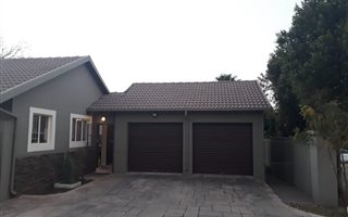 3 Bedroom House in Thatchfield