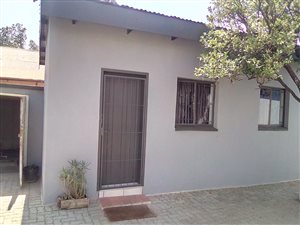 0.5 Bed Garden Cottage in Pretoria North