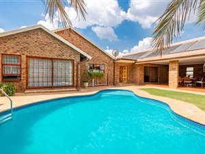 7 Bed House in Atlasville