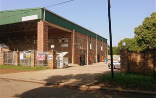 465 m² Commercial space in Phoenix