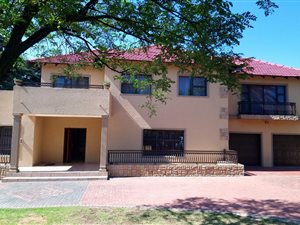 5 Bed House in Lambton