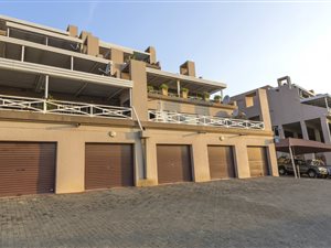 2 Bed Flat in Sunnyrock
