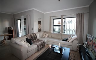 3 Bedroom Duplex in Morninghill