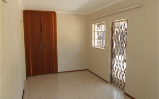 1 Bedroom Townhouse in Randburg Central
