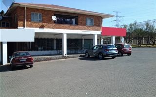 1800 m² Commercial space in Mountain View